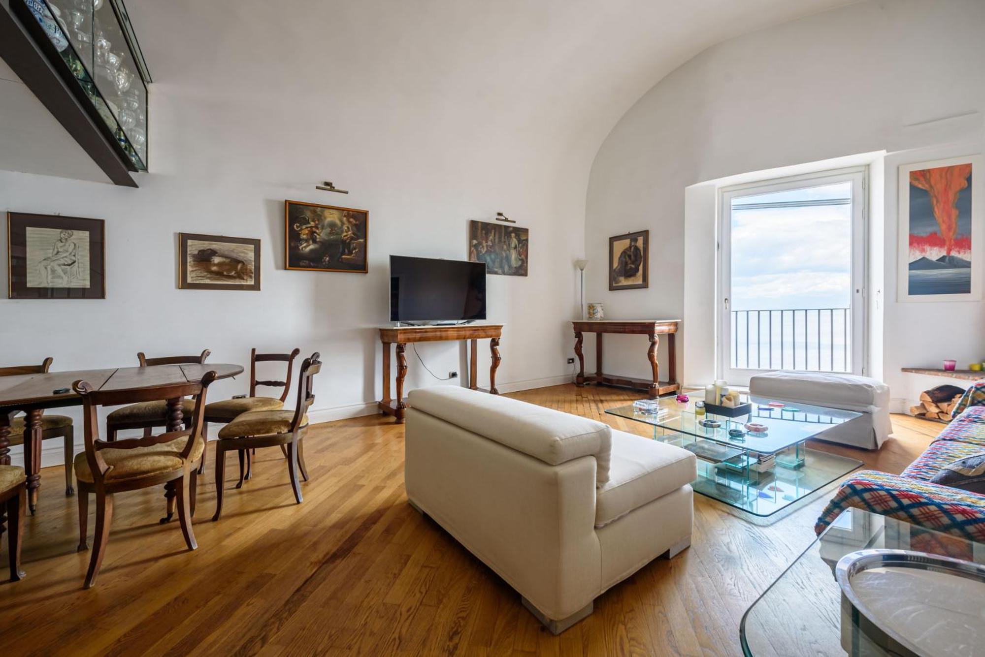 Appartamento Via Posillipo 335 *